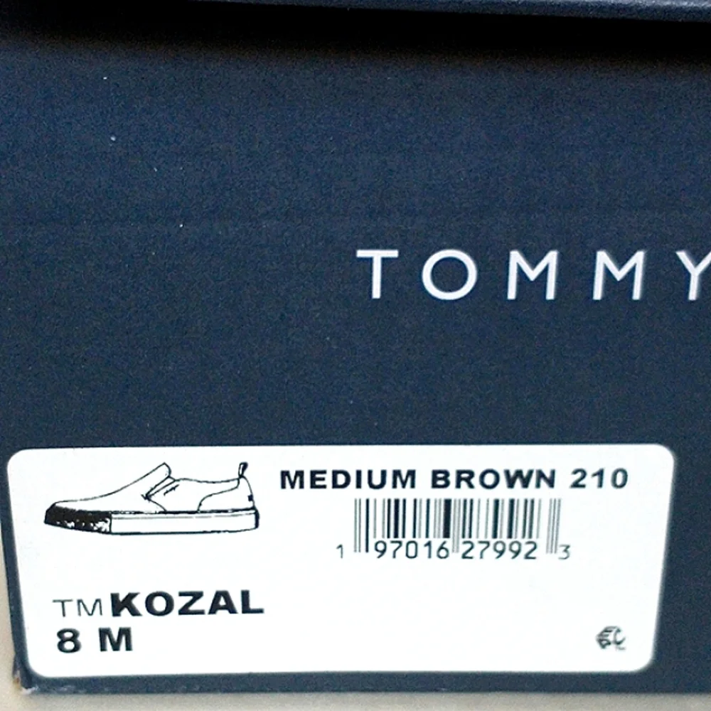 New w/Box Tommy Hilfiger Kozal Vegan Leather Burnished Med Brown Slip-On Loafers